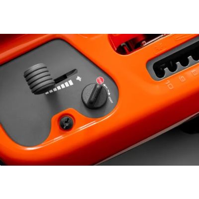 ΧΛΟΟΚΟΠΤΙΚΟ RIDER 214C - HUSQVARNA + ΔΩΡΟ + ΦΥΣΗΤΗΡΑΣ ΜΠΑΤΑΡΙΑΣ HUSQVARNA 122iB [Mε Μπαταρία 40-B140 & Φορτιστή 40-C80]